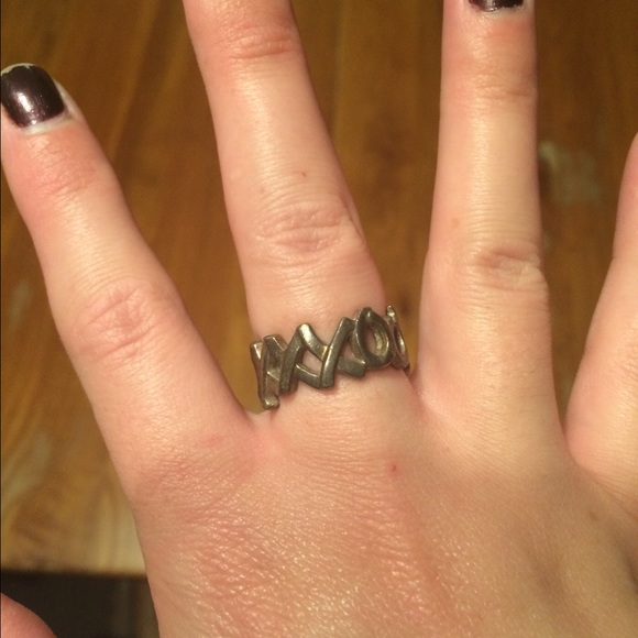 Authentic Tiffany XOXO ring