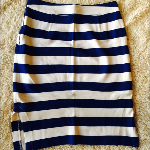 Banana Republic Pencil Skirt