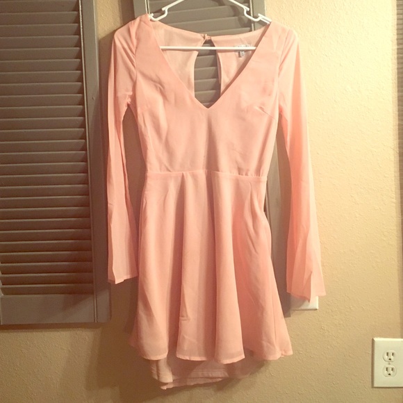 Size SMALL Tobi short dress!