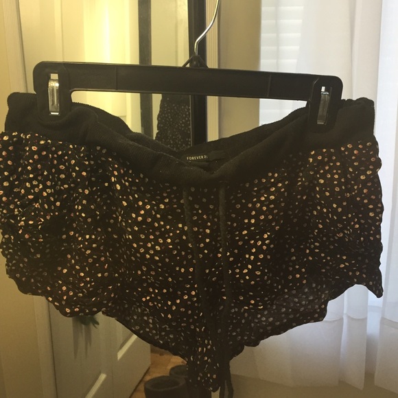 Forever 21 Shorts - Picture 1 of 1