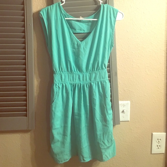 Turquoise dress!