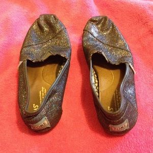 Black sparkly Toms