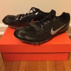 Men track and field shoe
