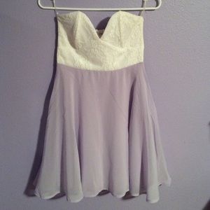Tobi- Strapless Dress