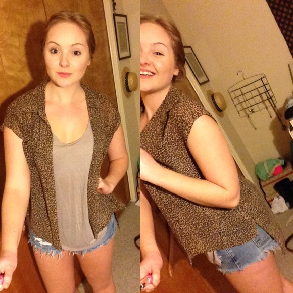 SOLD - Picture 1 of 3