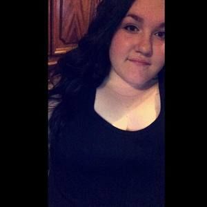 Meet your Posher, Kira