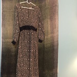 Patterned elegant maxidress