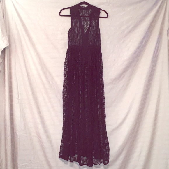 Long lace black dress