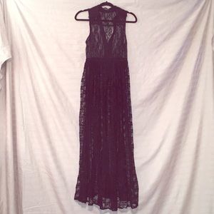 Long lace black dress