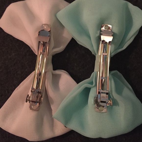 Bows🎀 - Picture 2 of 2