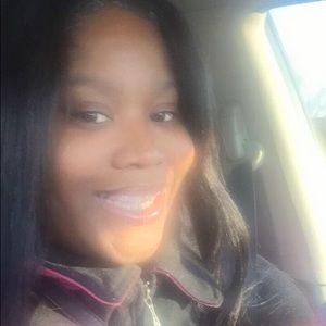 Meet your Posher, Lashawnda