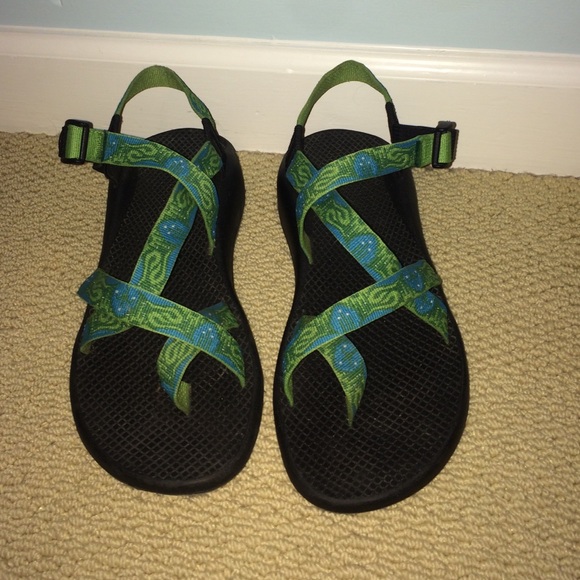 Womens Chacos!!