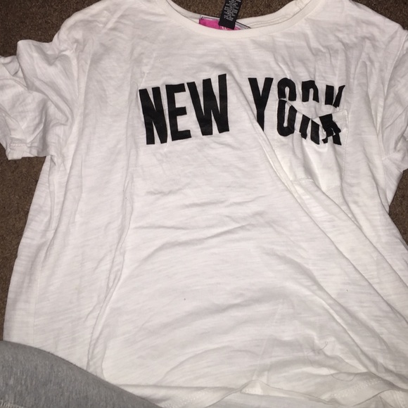 Cute New York shirt!