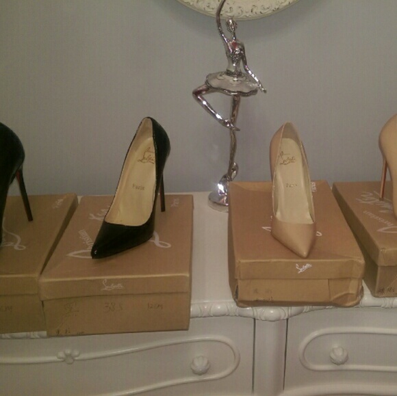 Blk and nude stilettos pumps