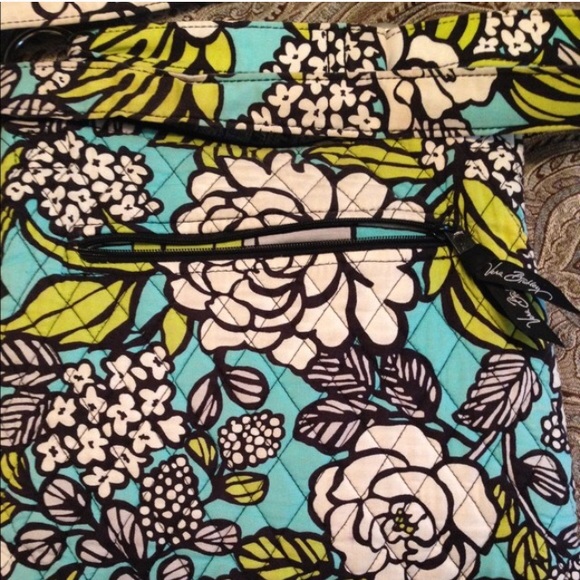 Vera Bradley bloom cross body hipster