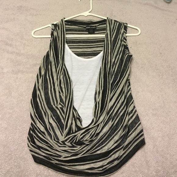 Flow tank top