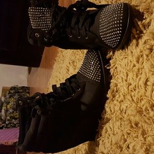 Black sneaker wedges