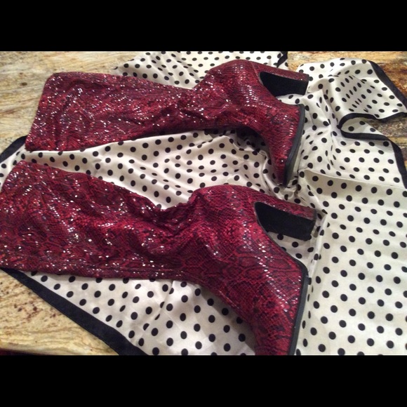Steve Madden red Snake print boots