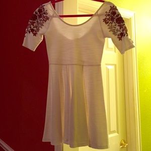 Free People Embroidered Dress 🌸🌸🌸