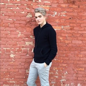 Meet your Posher, Tim