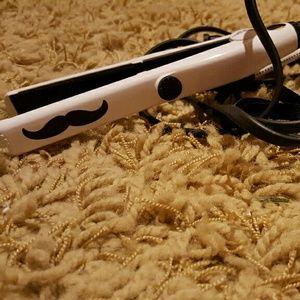 Paul Mitchell mini hair straightener