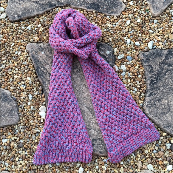 American Eagle Knit Scarf
