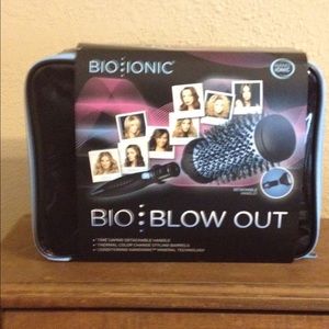 Bio-ionic blow-out kit plus a free item