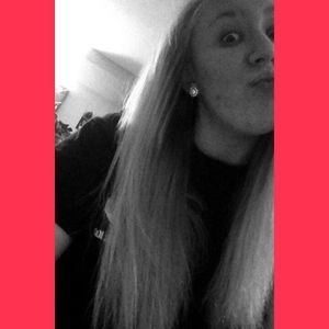 Meet your Posher, Brooke