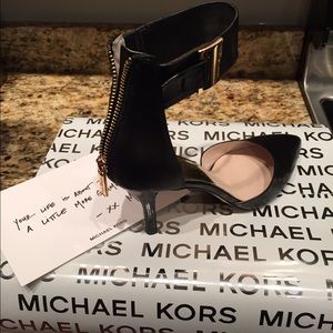 Michael Kors Shoes - Michael Kors Sexy Black Heels with Gold Accents Michael Kors Shoes - Michael Kors Sexy Black Heels with Gold Accents