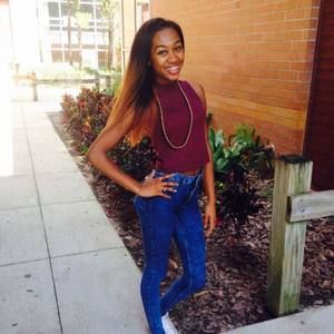 Meet your Posher, Shayla