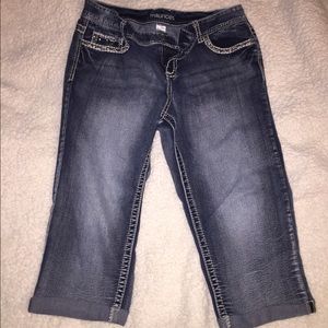 Maurices Diamond capris