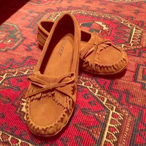 Suede moccasins NWOT