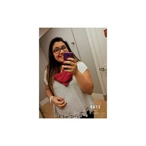 Meet your Posher, Mia