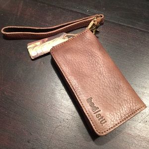 NWT Bedstu Joey Brown leather phone case/wallet