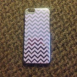 Am Selling A iPhone 6 / 6s Pictures:Front and Back