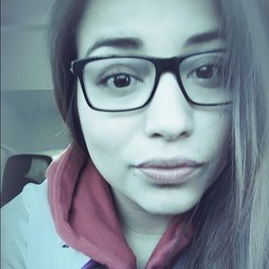 Leave me a comment to check out your closet!