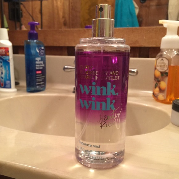 Wink Wink spray