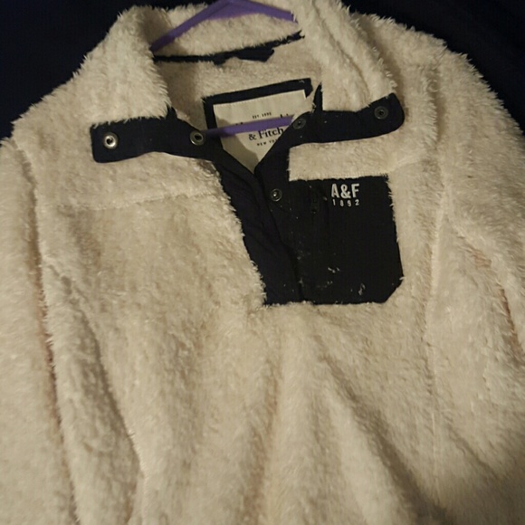 Abercrombie and Fitch pullover jacket