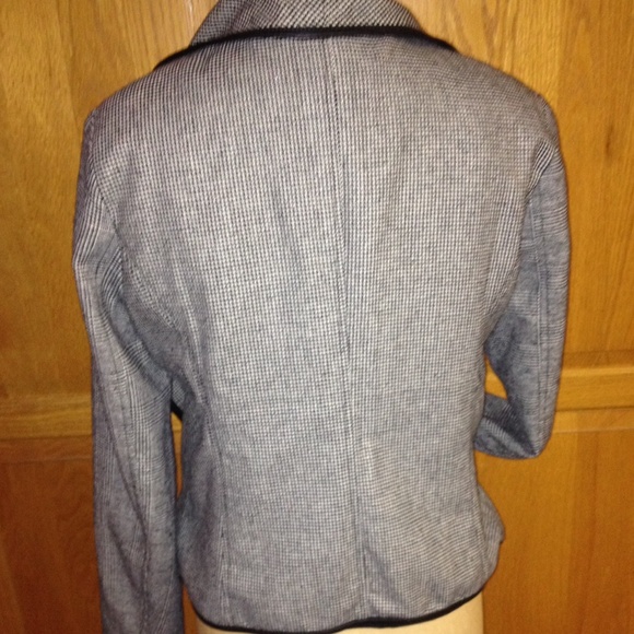 Jacket with drape front - Picture 2 of 4