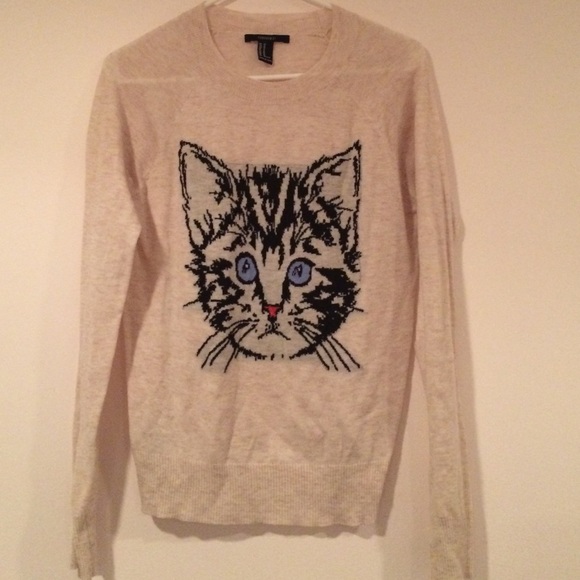Light pink lightweight cat sweater