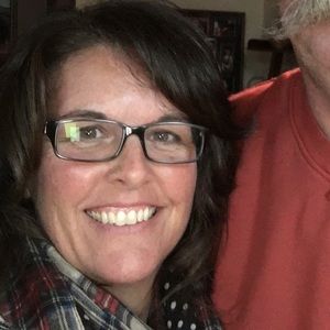 Meet your Posher, Debbie