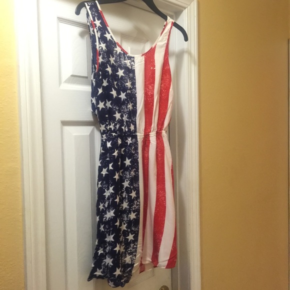 Dresses & Skirts - American flag dress