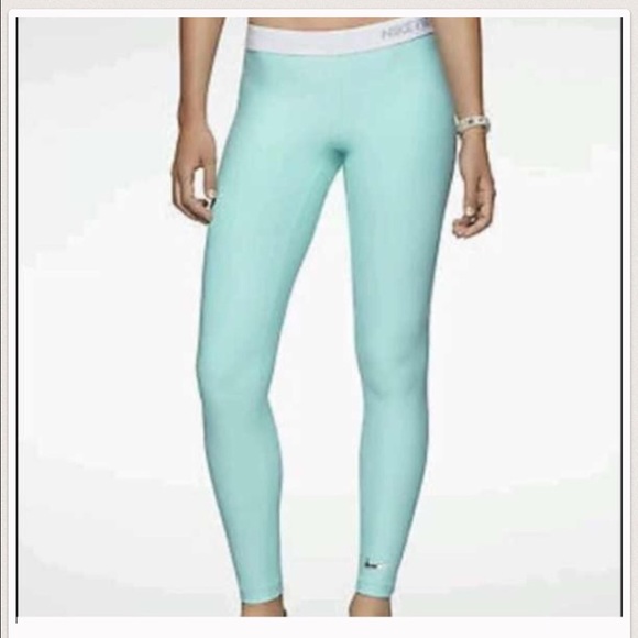 ️️Rare Tiffany Nike Pro Leggings
