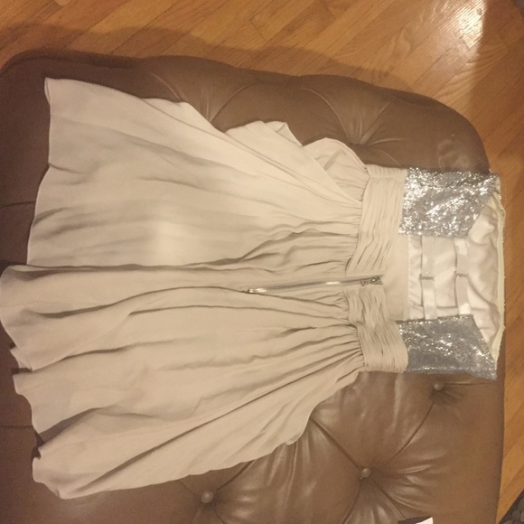 Red Carpet Alice + Olivia Dress!!! - Picture 2 of 4