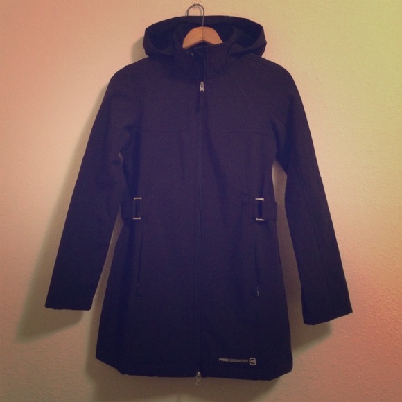 NWOT black free country soft shell size small