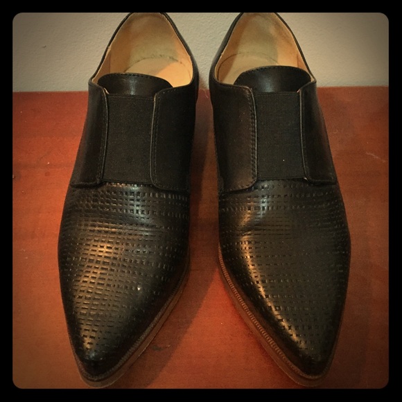 Modern Vintage Black Leather Edith Oxford Size 6
