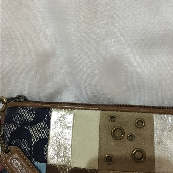 Wristlet - Picture 4 of 4