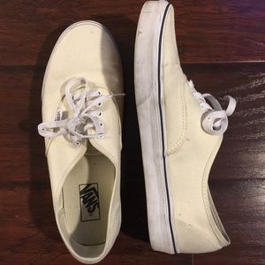 Vans - mens casual shoe