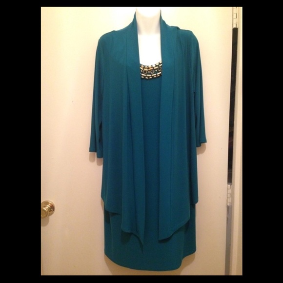 Lovely Soft & Flowy Teal Embellished Dress 20W