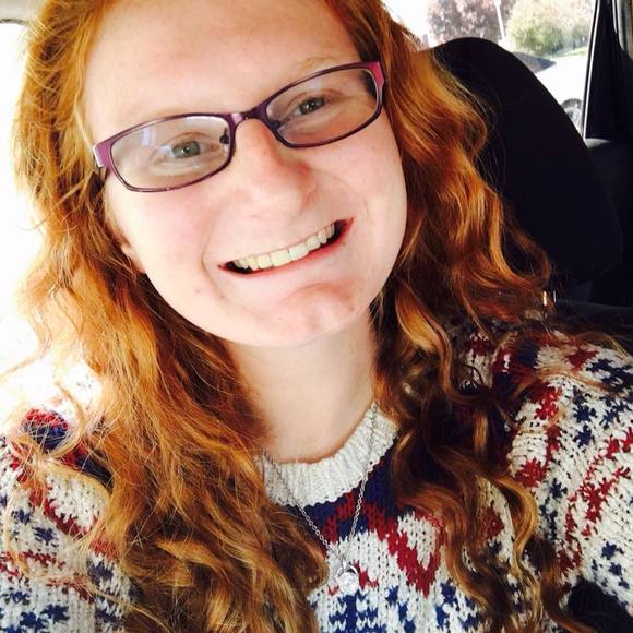 Meet your Posher, Kayla - Picture 1 of 1